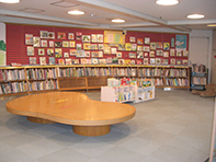 子ども図書館画像2