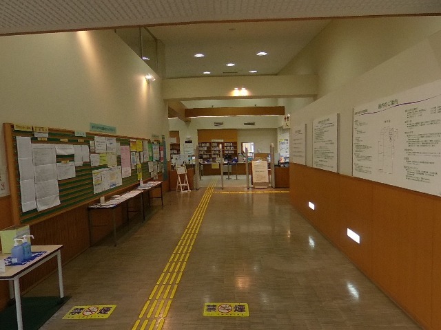VR図書館の湘南大庭市民図書館の画像です